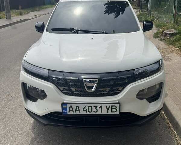 Белый Дачия Spring, объемом двигателя 0 л и пробегом 27 тыс. км за 9500 $, фото 3 на Automoto.ua