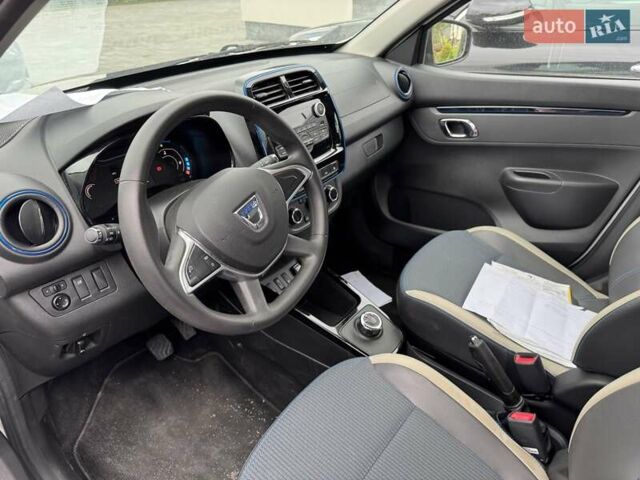 Белый Дачия Spring, объемом двигателя 0 л и пробегом 74 тыс. км за 9500 $, фото 9 на Automoto.ua