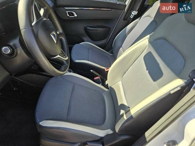 Белый Дачия Spring, объемом двигателя 0 л и пробегом 32 тыс. км за 9800 $, фото 31 на Automoto.ua