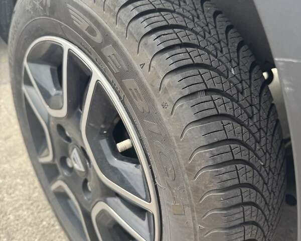 Белый Дачия Spring, объемом двигателя 0 л и пробегом 27 тыс. км за 9500 $, фото 9 на Automoto.ua