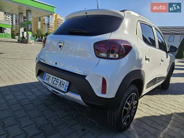 Белый Дачия Spring, объемом двигателя 0 л и пробегом 32 тыс. км за 9800 $, фото 17 на Automoto.ua