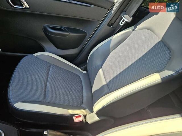 Белый Дачия Spring, объемом двигателя 0 л и пробегом 32 тыс. км за 9800 $, фото 29 на Automoto.ua