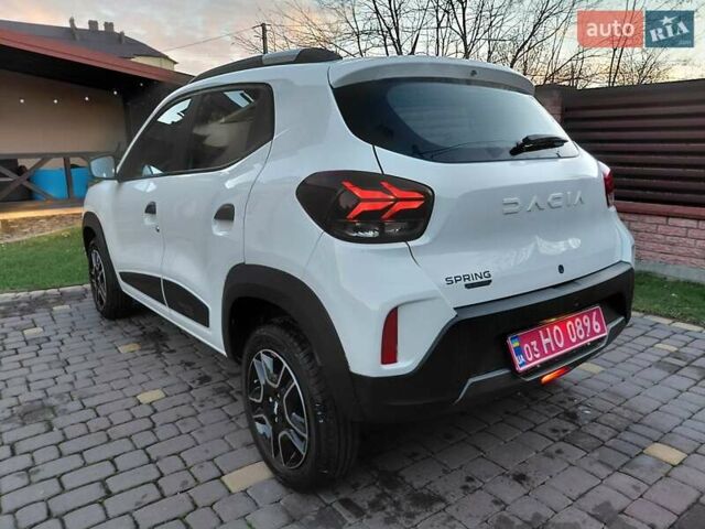 Білий Дачія Spring, об'ємом двигуна 0 л та пробігом 40 тис. км за 9450 $, фото 5 на Automoto.ua