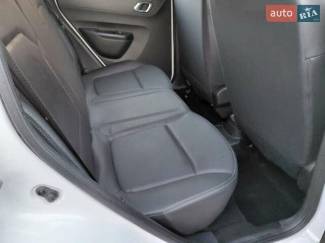 Білий Дачія Spring, об'ємом двигуна 0 л та пробігом 40 тис. км за 9450 $, фото 32 на Automoto.ua