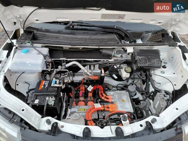 Білий Дачія Spring, об'ємом двигуна 0 л та пробігом 40 тис. км за 9450 $, фото 11 на Automoto.ua