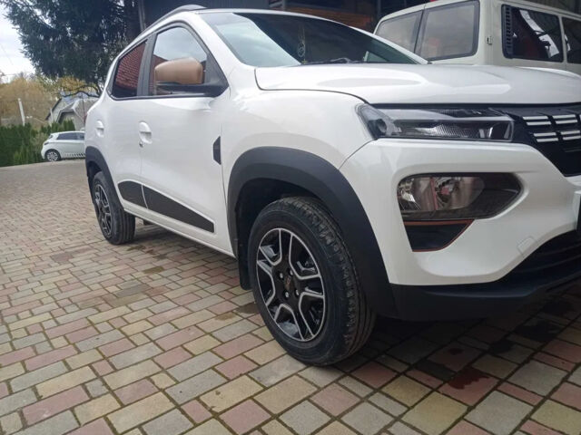 Белый Дачия Spring, объемом двигателя 0 л и пробегом 14 тыс. км за 9500 $, фото 12 на Automoto.ua