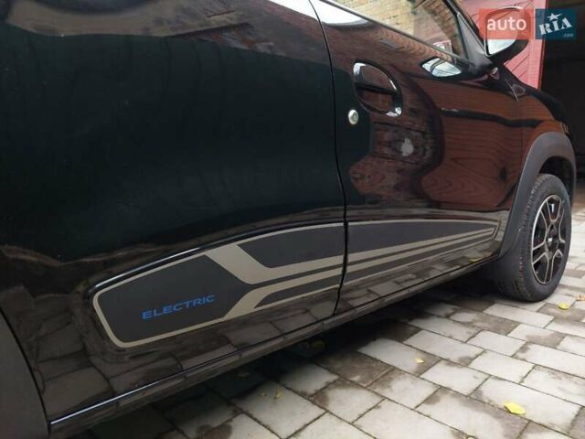 Черный Дачия Spring, объемом двигателя 0 л и пробегом 33 тыс. км за 11700 $, фото 27 на Automoto.ua