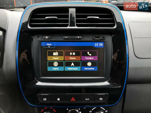 Черный Дачия Spring, объемом двигателя 0 л и пробегом 57 тыс. км за 8499 $, фото 13 на Automoto.ua