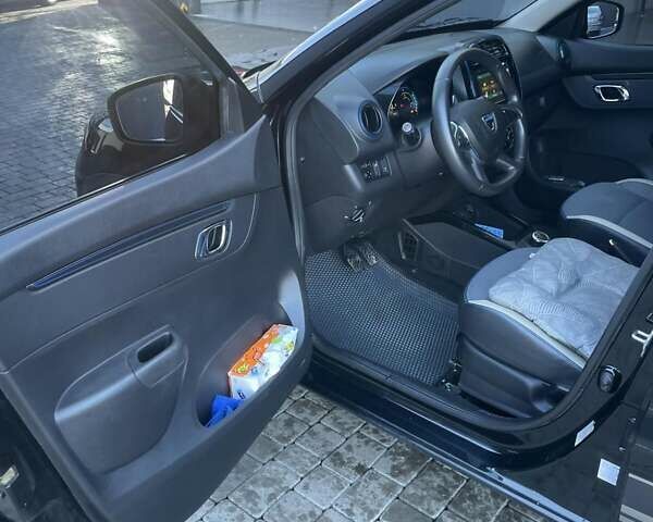 Чорний Дачія Spring, об'ємом двигуна 0 л та пробігом 24 тис. км за 8800 $, фото 4 на Automoto.ua