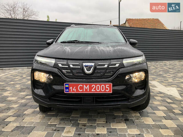 Черный Дачия Spring, объемом двигателя 0 л и пробегом 57 тыс. км за 8499 $, фото 1 на Automoto.ua