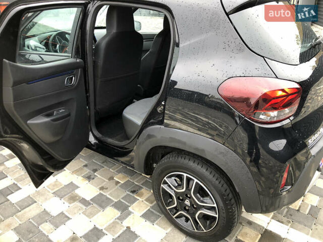 Черный Дачия Spring, объемом двигателя 0 л и пробегом 57 тыс. км за 8499 $, фото 7 на Automoto.ua
