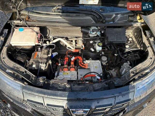 Чорний Дачія Spring, об'ємом двигуна 0 л та пробігом 45 тис. км за 7200 $, фото 7 на Automoto.ua