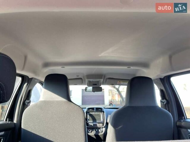 Черный Дачия Spring, объемом двигателя 0 л и пробегом 5 тыс. км за 12700 $, фото 19 на Automoto.ua