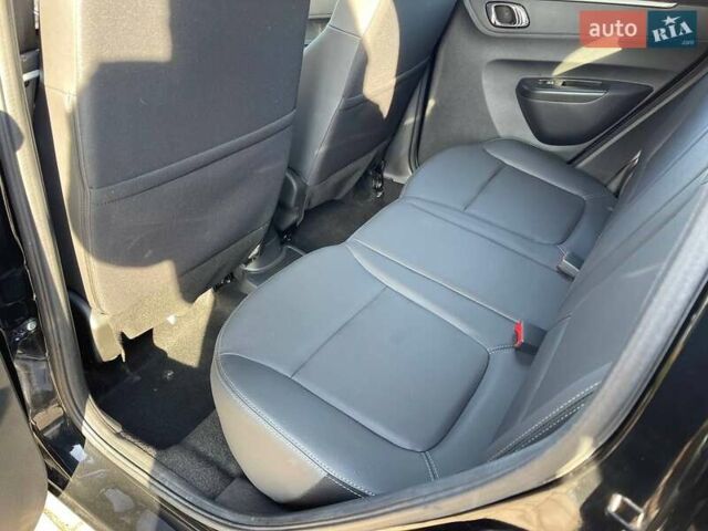 Черный Дачия Spring, объемом двигателя 0 л и пробегом 5 тыс. км за 12700 $, фото 21 на Automoto.ua