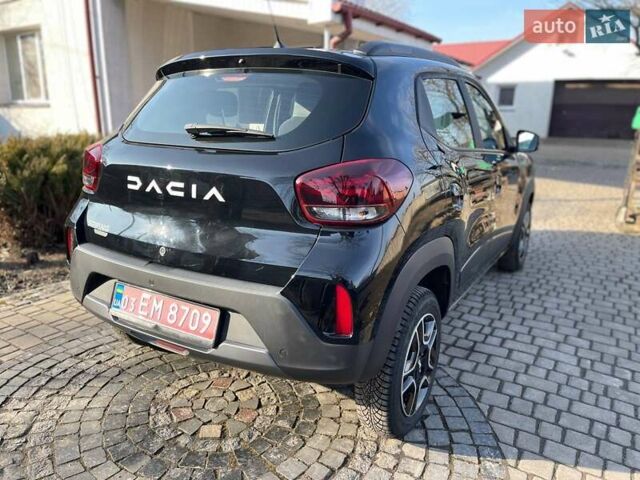 Черный Дачия Spring, объемом двигателя 0 л и пробегом 5 тыс. км за 12700 $, фото 4 на Automoto.ua