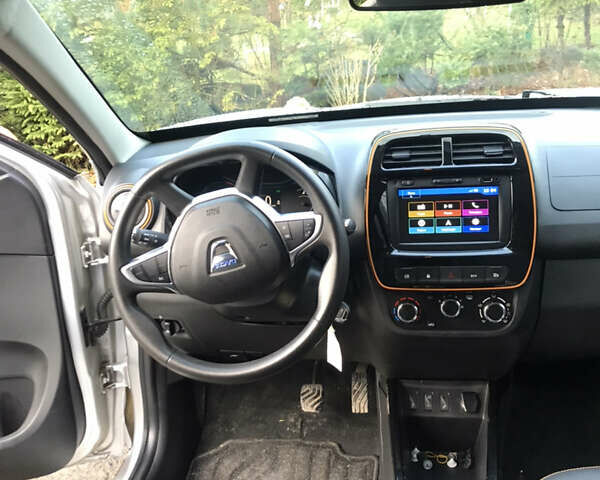 Дачия Spring, объемом двигателя 0 л и пробегом 40 тыс. км за 10500 $, фото 2 на Automoto.ua