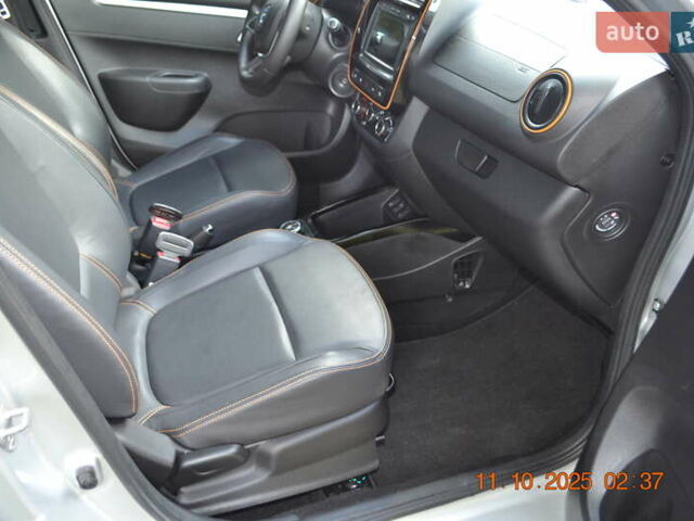 Дачия Spring, объемом двигателя 0 л и пробегом 23 тыс. км за 10700 $, фото 16 на Automoto.ua