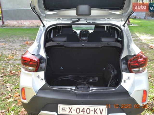 Дачия Spring, объемом двигателя 0 л и пробегом 23 тыс. км за 10700 $, фото 11 на Automoto.ua
