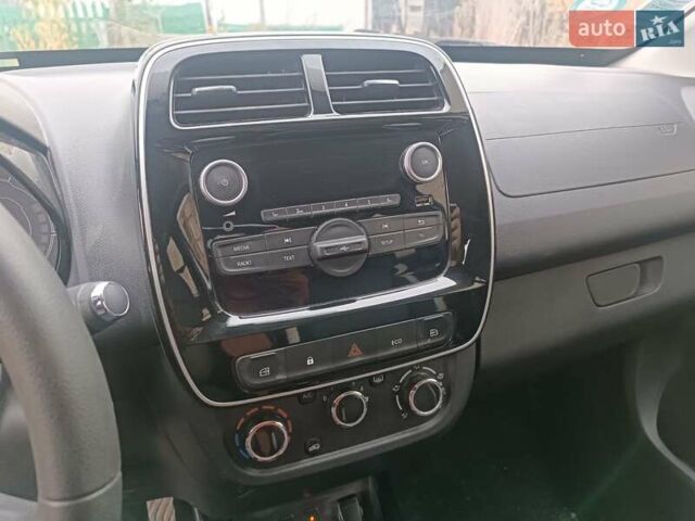 Дачия Spring, объемом двигателя 0 л и пробегом 20 тыс. км за 8300 $, фото 15 на Automoto.ua