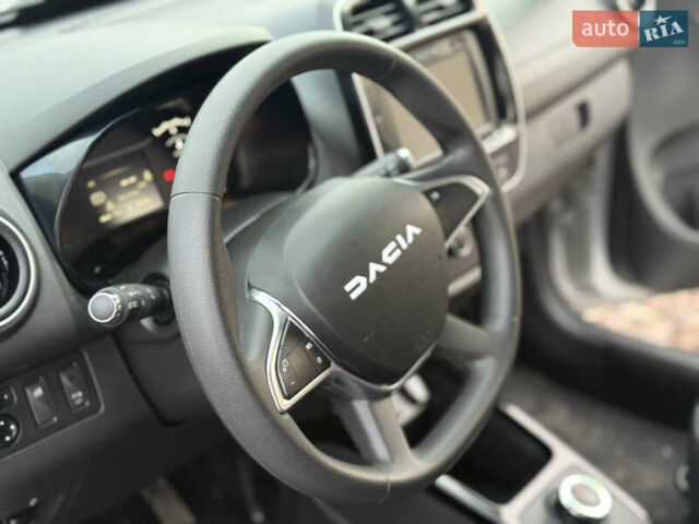 Дачия Spring, объемом двигателя 0 л и пробегом 16 тыс. км за 9500 $, фото 11 на Automoto.ua