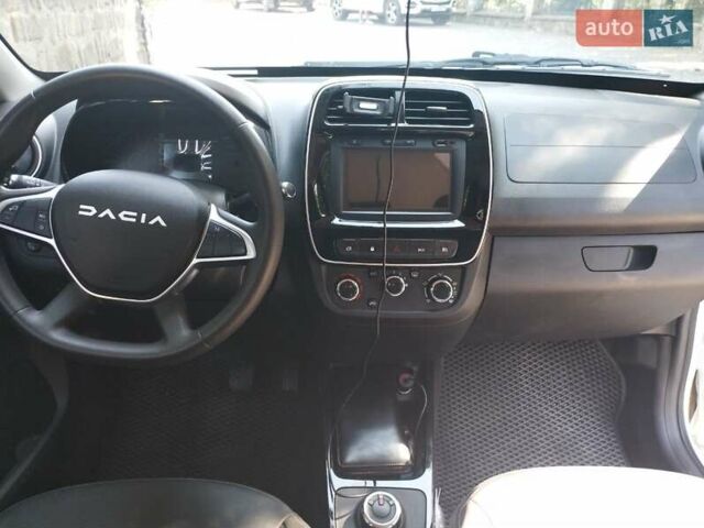 Дачия Spring, объемом двигателя 0 л и пробегом 7 тыс. км за 13500 $, фото 13 на Automoto.ua