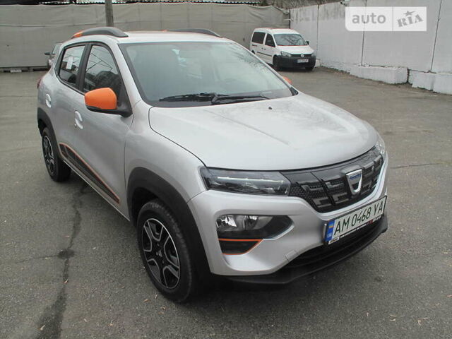 Сірий Дачія Spring, об'ємом двигуна 0 л та пробігом 5 тис. км за 13500 $, фото 5 на Automoto.ua