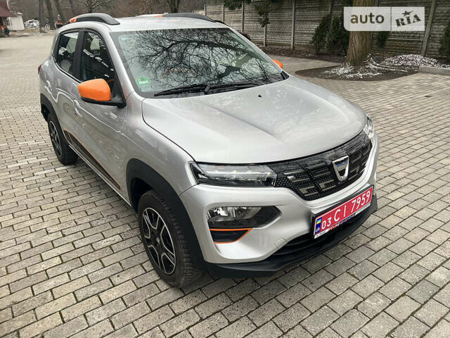 Серый Дачия Spring, объемом двигателя 0 л и пробегом 9 тыс. км за 15300 $, фото 4 на Automoto.ua