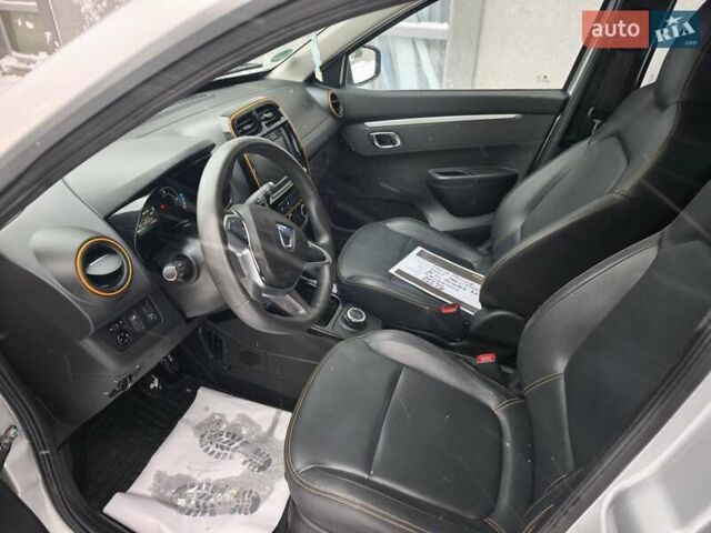 Сірий Дачія Spring, об'ємом двигуна 0 л та пробігом 50 тис. км за 9200 $, фото 22 на Automoto.ua