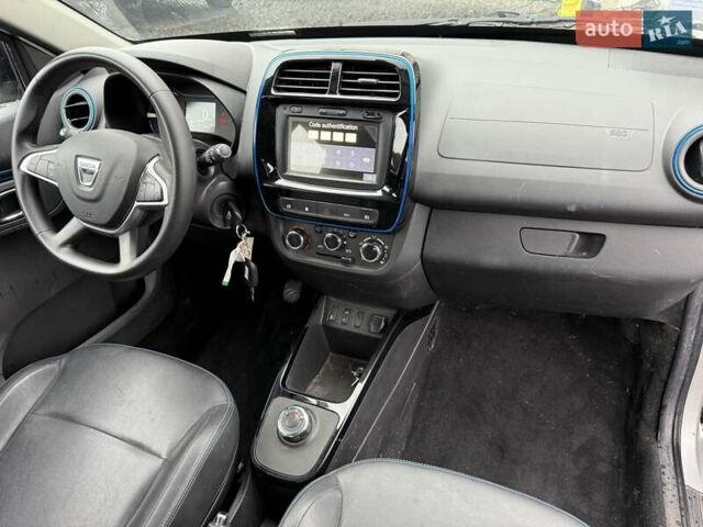 Серый Дачия Spring, объемом двигателя 0 л и пробегом 25 тыс. км за 5700 $, фото 27 на Automoto.ua