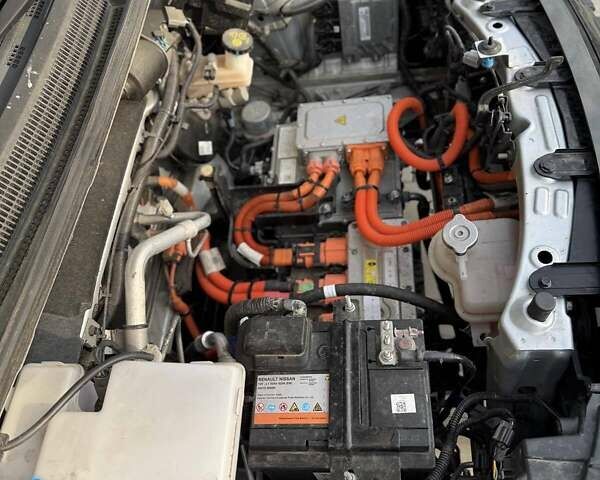 Серый Дачия Spring, объемом двигателя 0 л и пробегом 9 тыс. км за 9950 $, фото 15 на Automoto.ua