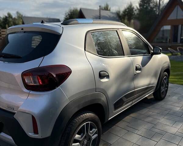Серый Дачия Spring, объемом двигателя 0 л и пробегом 9 тыс. км за 9950 $, фото 3 на Automoto.ua