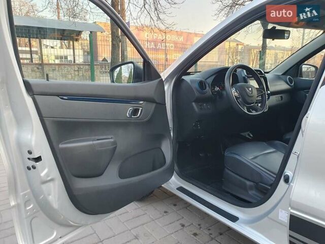 Серый Дачия Spring, объемом двигателя 0 л и пробегом 35 тыс. км за 9599 $, фото 38 на Automoto.ua