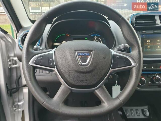 Сірий Дачія Spring, об'ємом двигуна 0 л та пробігом 14 тис. км за 8999 $, фото 60 на Automoto.ua