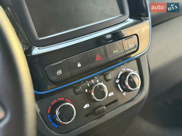 Сірий Дачія Spring, об'ємом двигуна 0 л та пробігом 15 тис. км за 8999 $, фото 19 на Automoto.ua