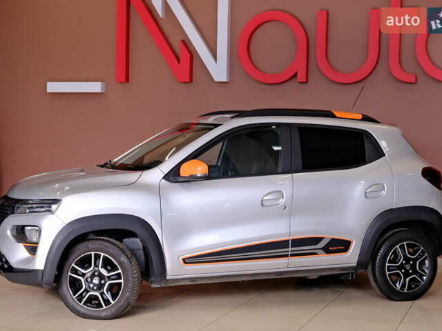 Серый Дачия Spring, объемом двигателя 0 л и пробегом 22 тыс. км за 8900 $, фото 11 на Automoto.ua