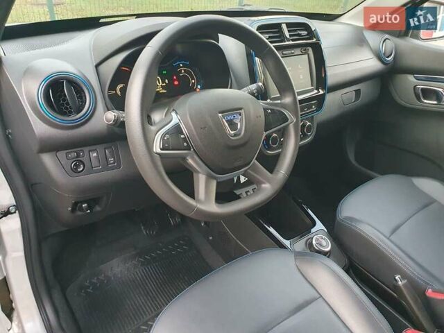 Сірий Дачія Spring, об'ємом двигуна 0 л та пробігом 14 тис. км за 8999 $, фото 51 на Automoto.ua