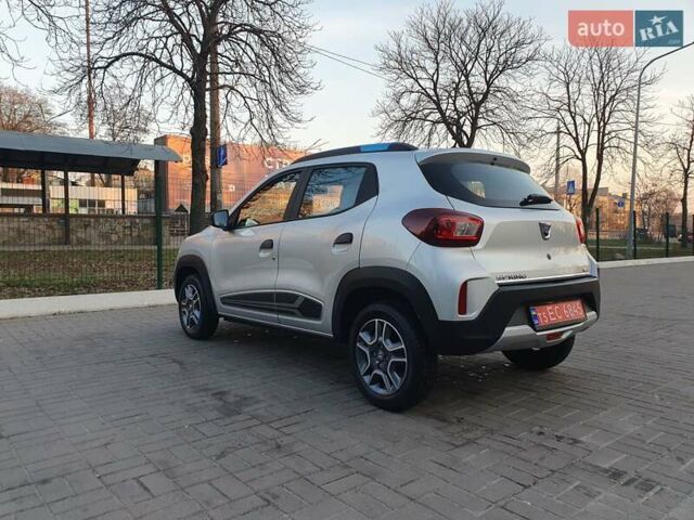 Серый Дачия Spring, объемом двигателя 0 л и пробегом 35 тыс. км за 9599 $, фото 5 на Automoto.ua