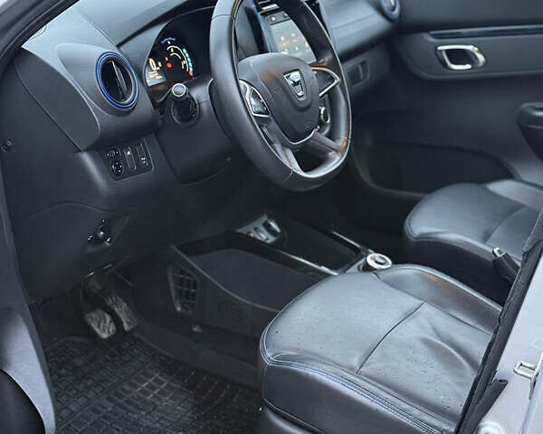 Серый Дачия Spring, объемом двигателя 0 л и пробегом 79 тыс. км за 7199 $, фото 18 на Automoto.ua