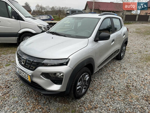 Серый Дачия Spring, объемом двигателя 0 л и пробегом 25 тыс. км за 8500 $, фото 4 на Automoto.ua