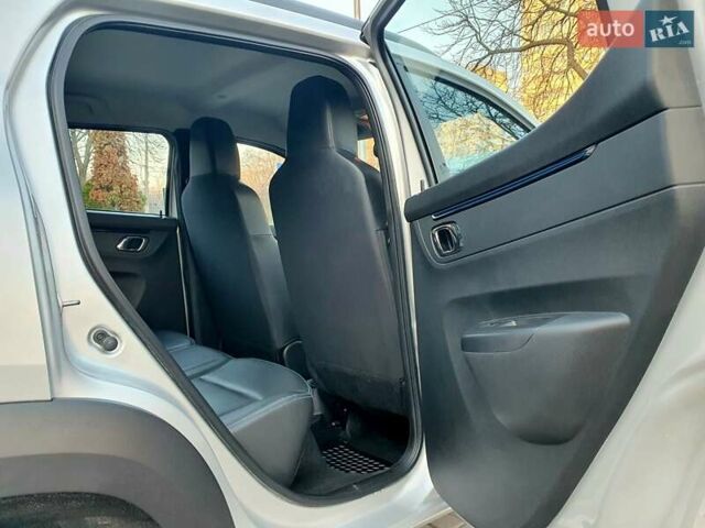 Серый Дачия Spring, объемом двигателя 0 л и пробегом 35 тыс. км за 9599 $, фото 45 на Automoto.ua