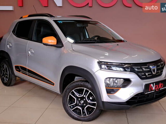 Серый Дачия Spring, объемом двигателя 0 л и пробегом 22 тыс. км за 8900 $, фото 4 на Automoto.ua