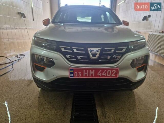 Серый Дачия Spring, объемом двигателя 0 л и пробегом 28 тыс. км за 9000 $, фото 11 на Automoto.ua