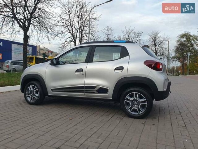 Сірий Дачія Spring, об'ємом двигуна 0 л та пробігом 14 тис. км за 8999 $, фото 5 на Automoto.ua