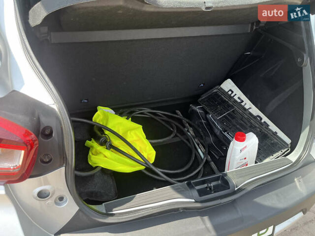 Сірий Дачія Spring, об'ємом двигуна 0 л та пробігом 23 тис. км за 9100 $, фото 4 на Automoto.ua