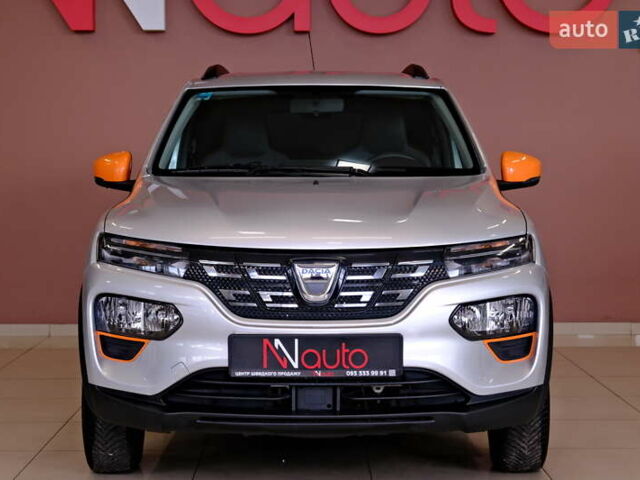 Серый Дачия Spring, объемом двигателя 0 л и пробегом 22 тыс. км за 8900 $, фото 1 на Automoto.ua