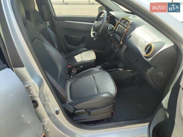 Серый Дачия Spring, объемом двигателя 0 л и пробегом 29 тыс. км за 8900 $, фото 3 на Automoto.ua