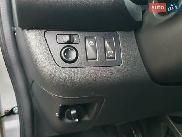 Сірий Дачія Spring, об'ємом двигуна 0 л та пробігом 14 тис. км за 8999 $, фото 59 на Automoto.ua