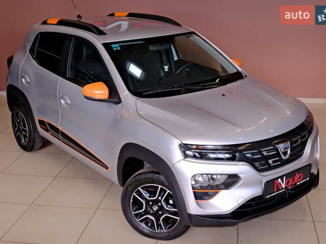 Серый Дачия Spring, объемом двигателя 0 л и пробегом 22 тыс. км за 8900 $, фото 5 на Automoto.ua