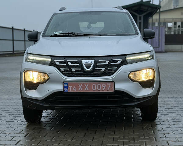 Серый Дачия Spring, объемом двигателя 0 л и пробегом 79 тыс. км за 7199 $, фото 2 на Automoto.ua