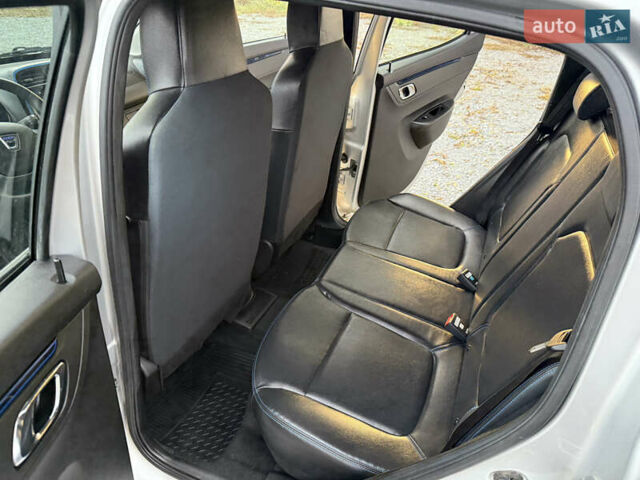 Сірий Дачія Spring, об'ємом двигуна 0 л та пробігом 15 тис. км за 8999 $, фото 11 на Automoto.ua